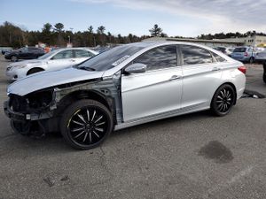 Hyundai Sonata SE 2.4L 4 2013