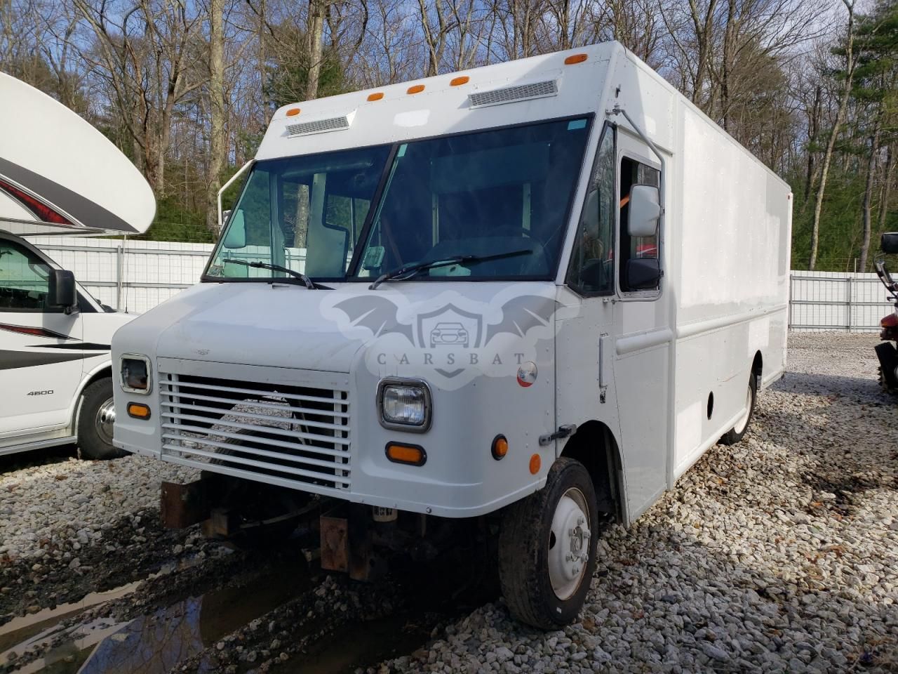 Freightliner Business Class M2 M LINE WALK-IN VAN 6.7L 6 2009