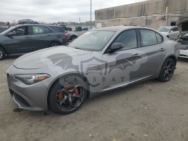 Alfa Romeo Giulia TI 2.0L  4 2021