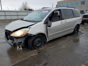 Toyota Sienna CE 3.3L 6 2006