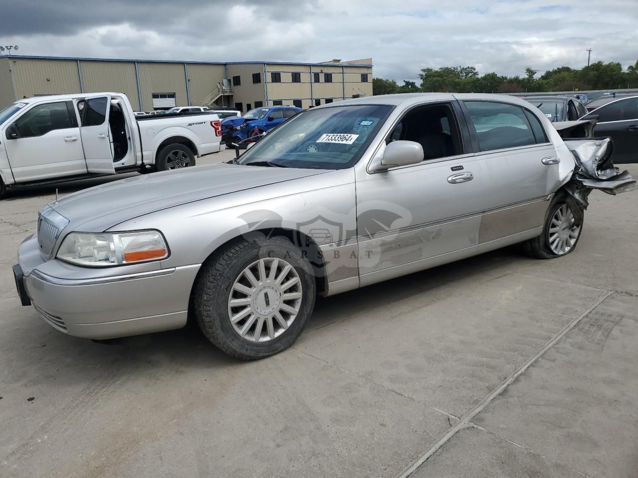 Lincoln Town Car SIGNATURE LIMITED 4.6L 8 2005