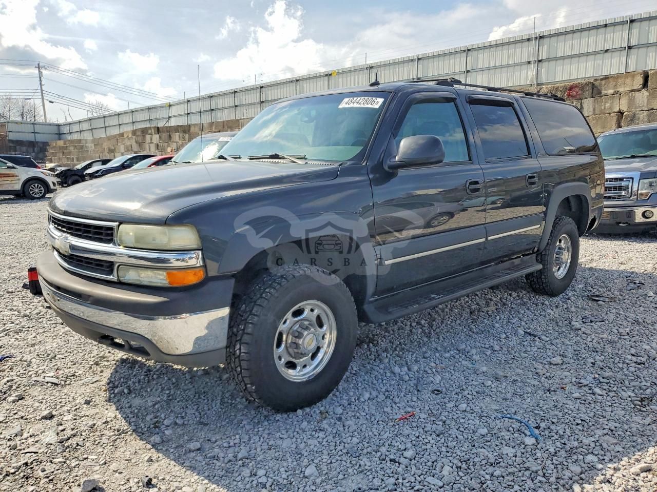 Chevrolet Suburban 6.0L 8 2003