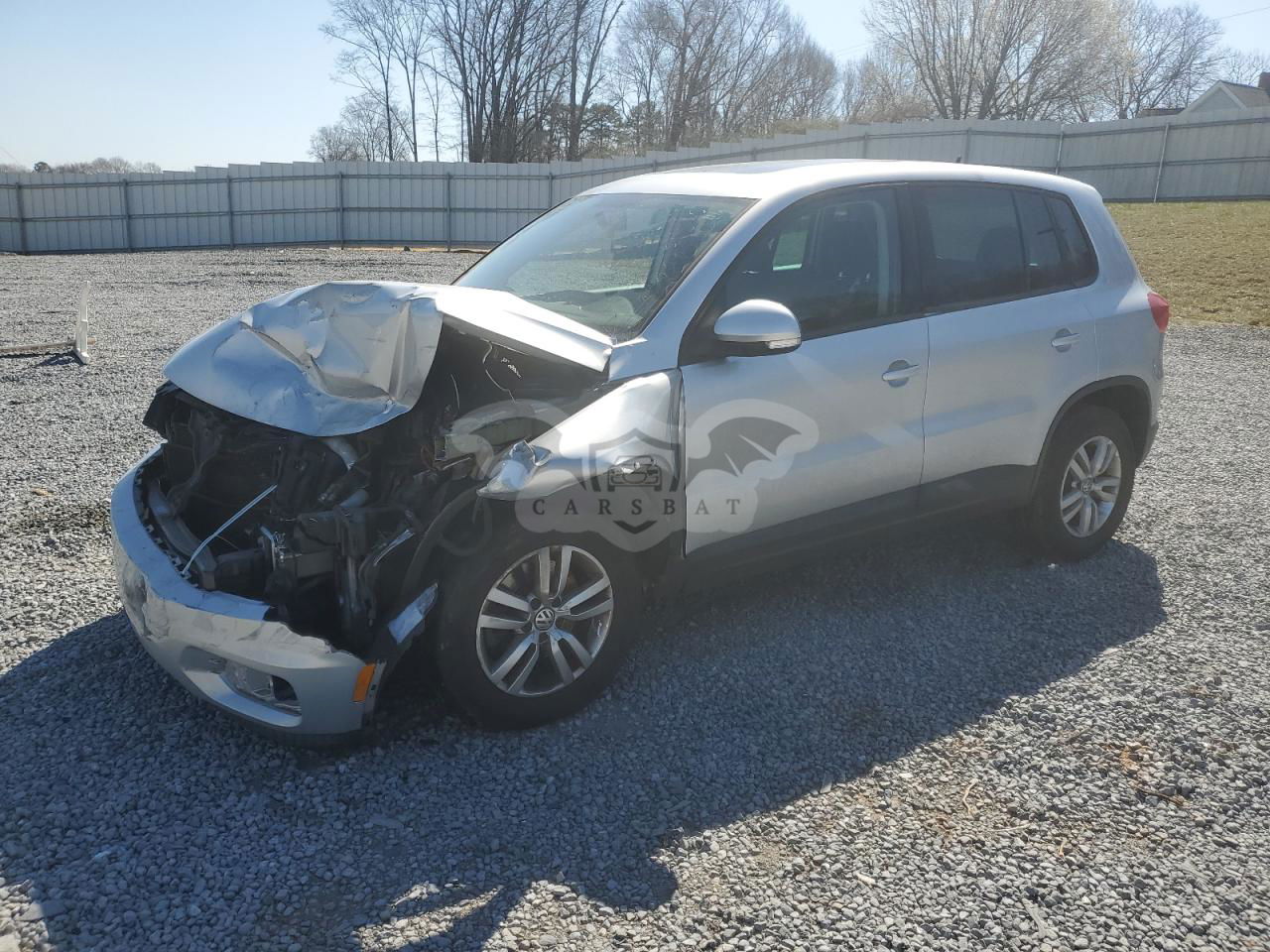 Volkswagen Tiguan S 2.0L  4 2013