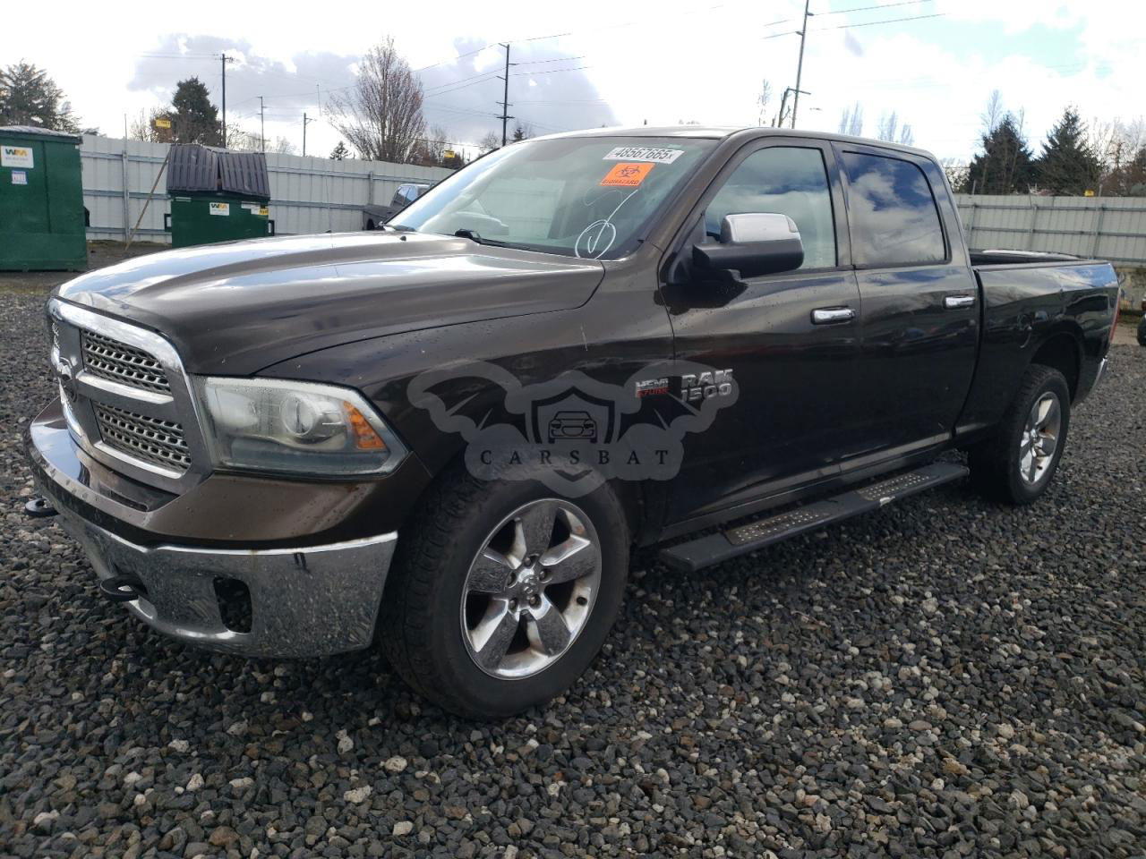 RAM 1500 LARAMIE 5.7L  8 2013