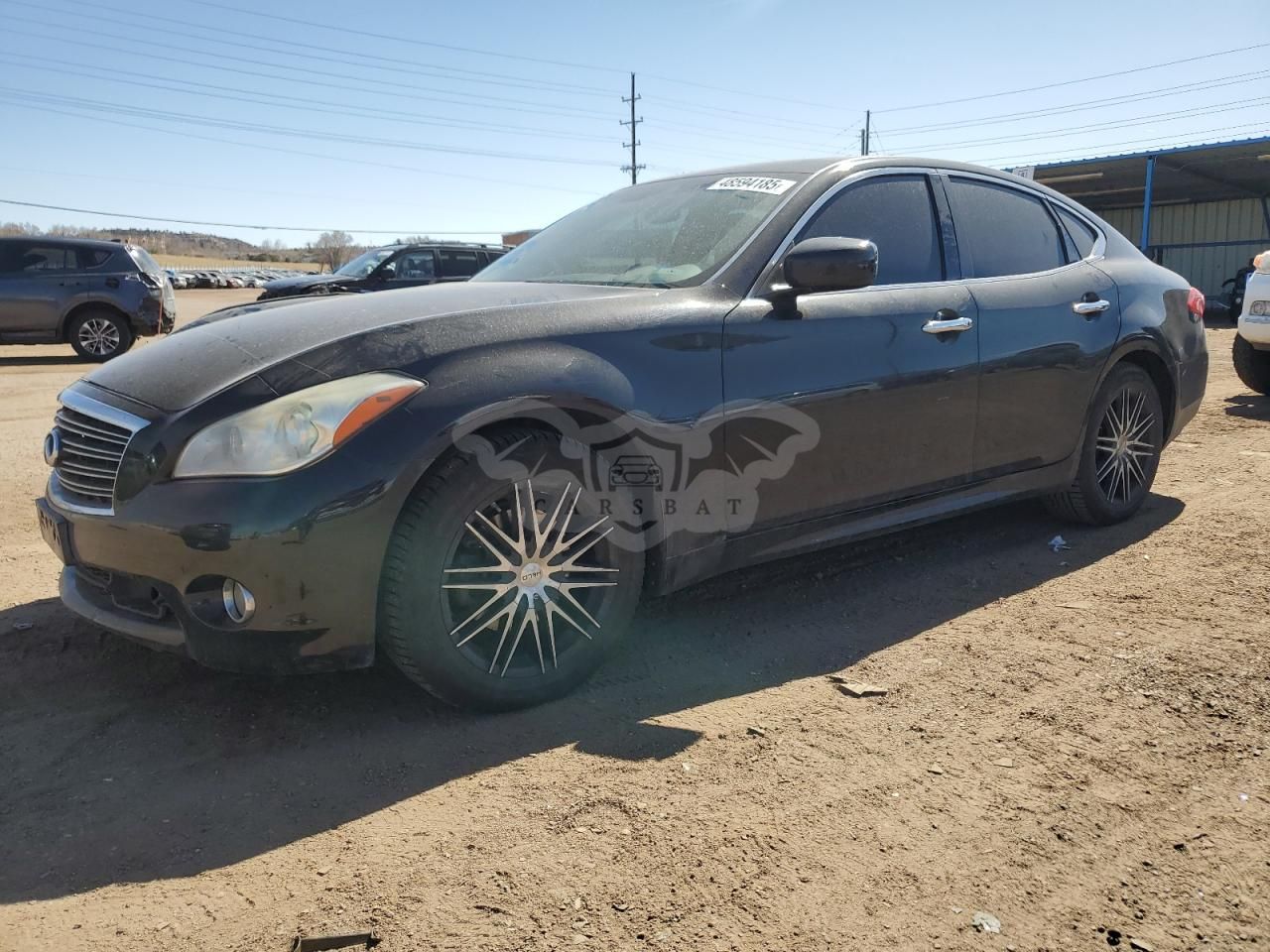 Infiniti M56 X 5.6L 8 2012