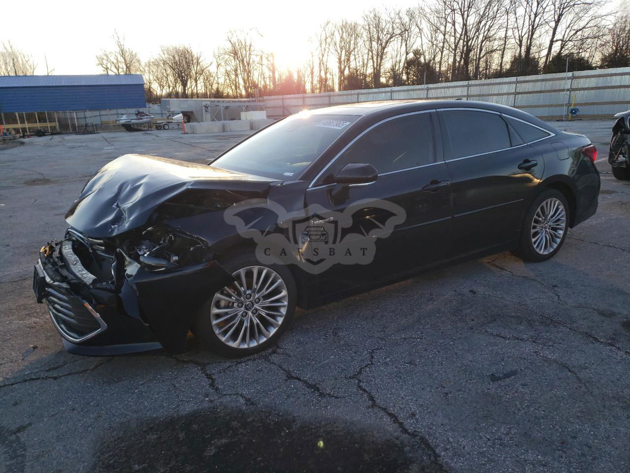 Toyota Avalon LIMITED 2.5L  4 2020