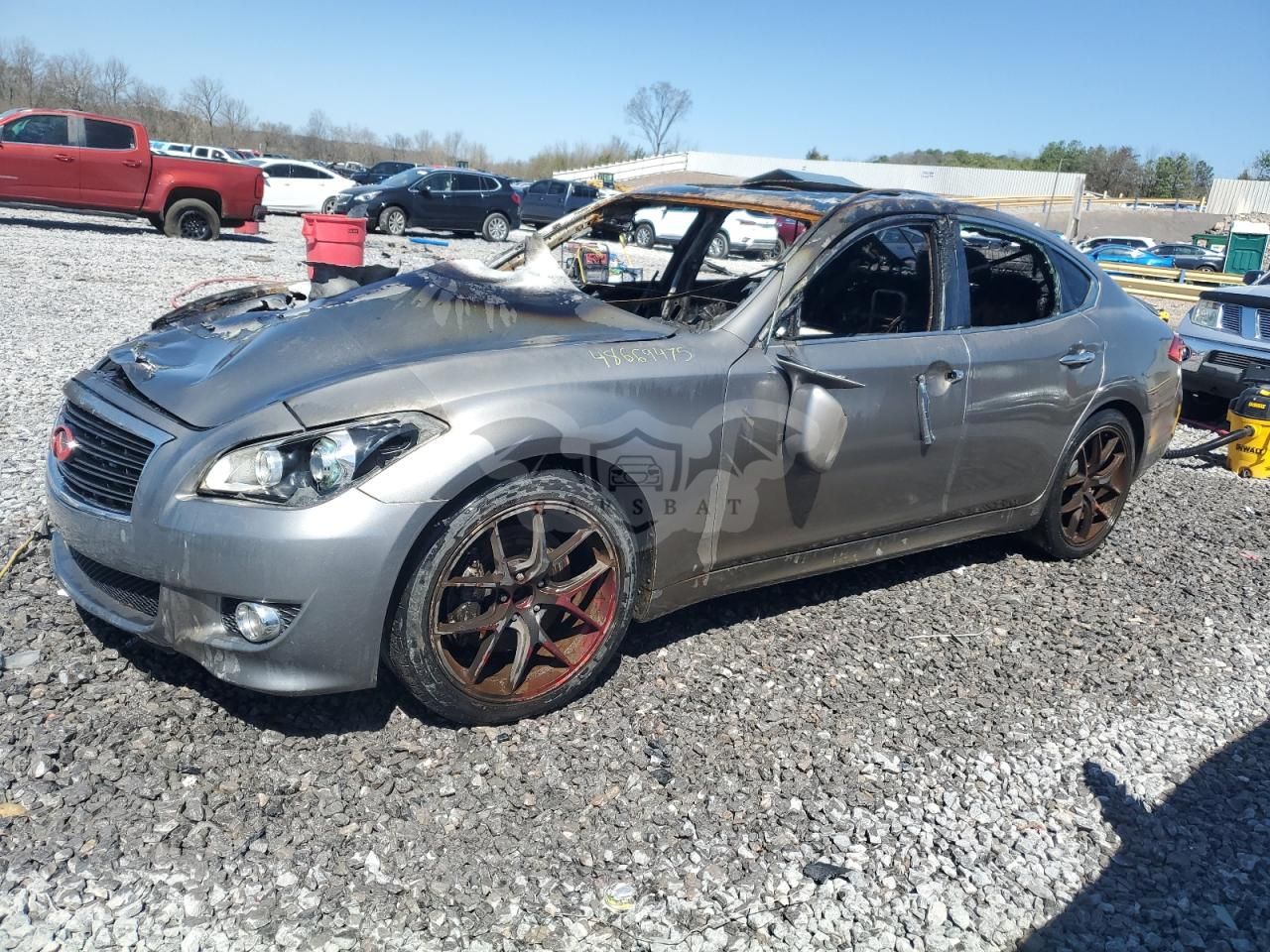 Infiniti M37 3.7L 6 2011