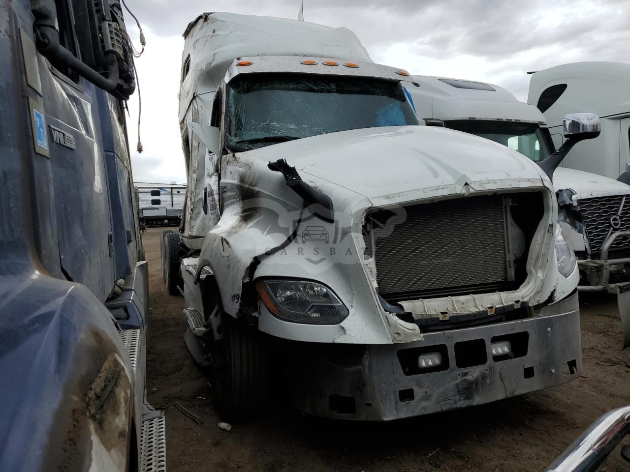 International LT Series 12.4L 6 2021