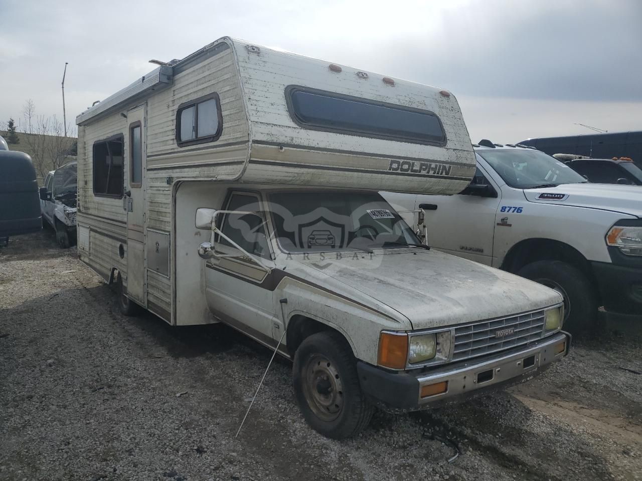 Toyota Hilux CAB CHASSIS RN55 2.4L 4 1986