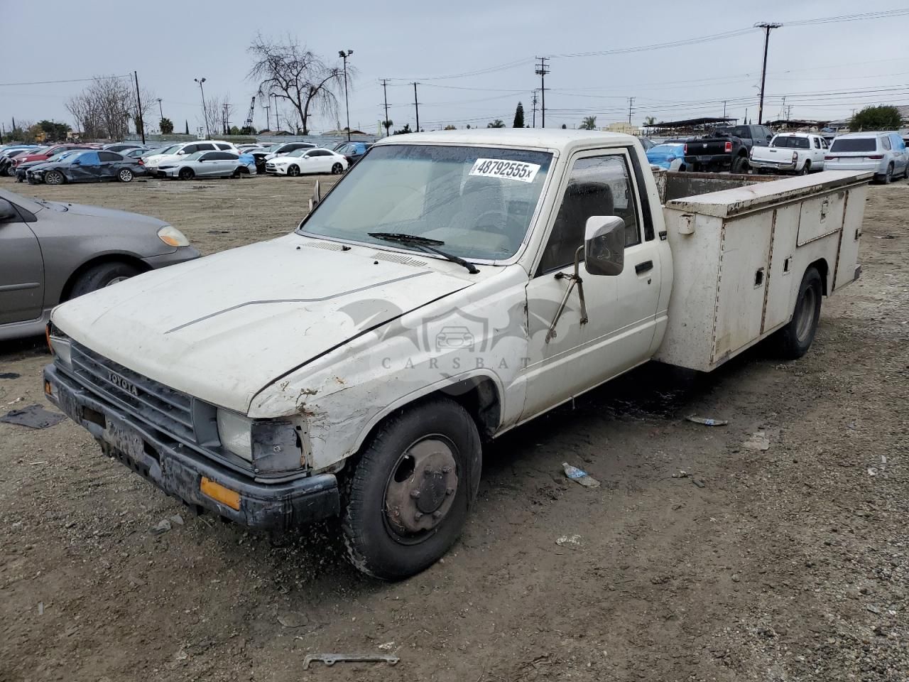 Toyota Hilux CAB CHASSIS RN75 2.4L 4 1988