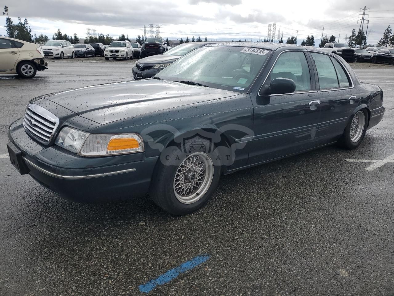 Ford Crown LX 4.6L 8 1999