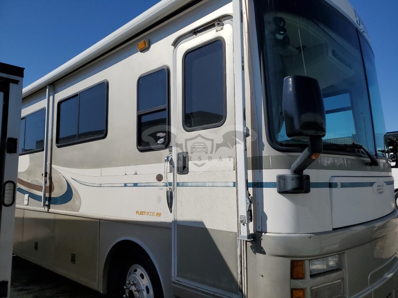 Freightliner X-line X LINE MOTOR HOME 6 2000