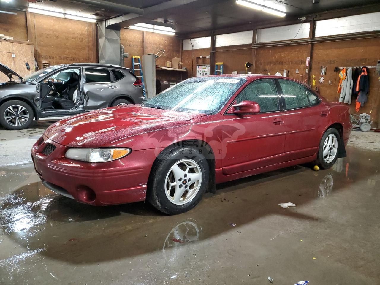 Pontiac Grand Prix GT 3.8L 6 2001