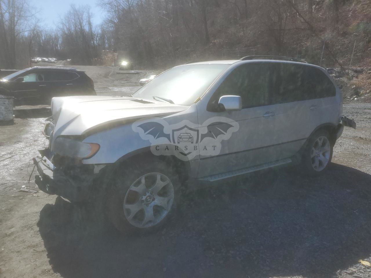 BMW X5 4.4I 4.4L  8 2001