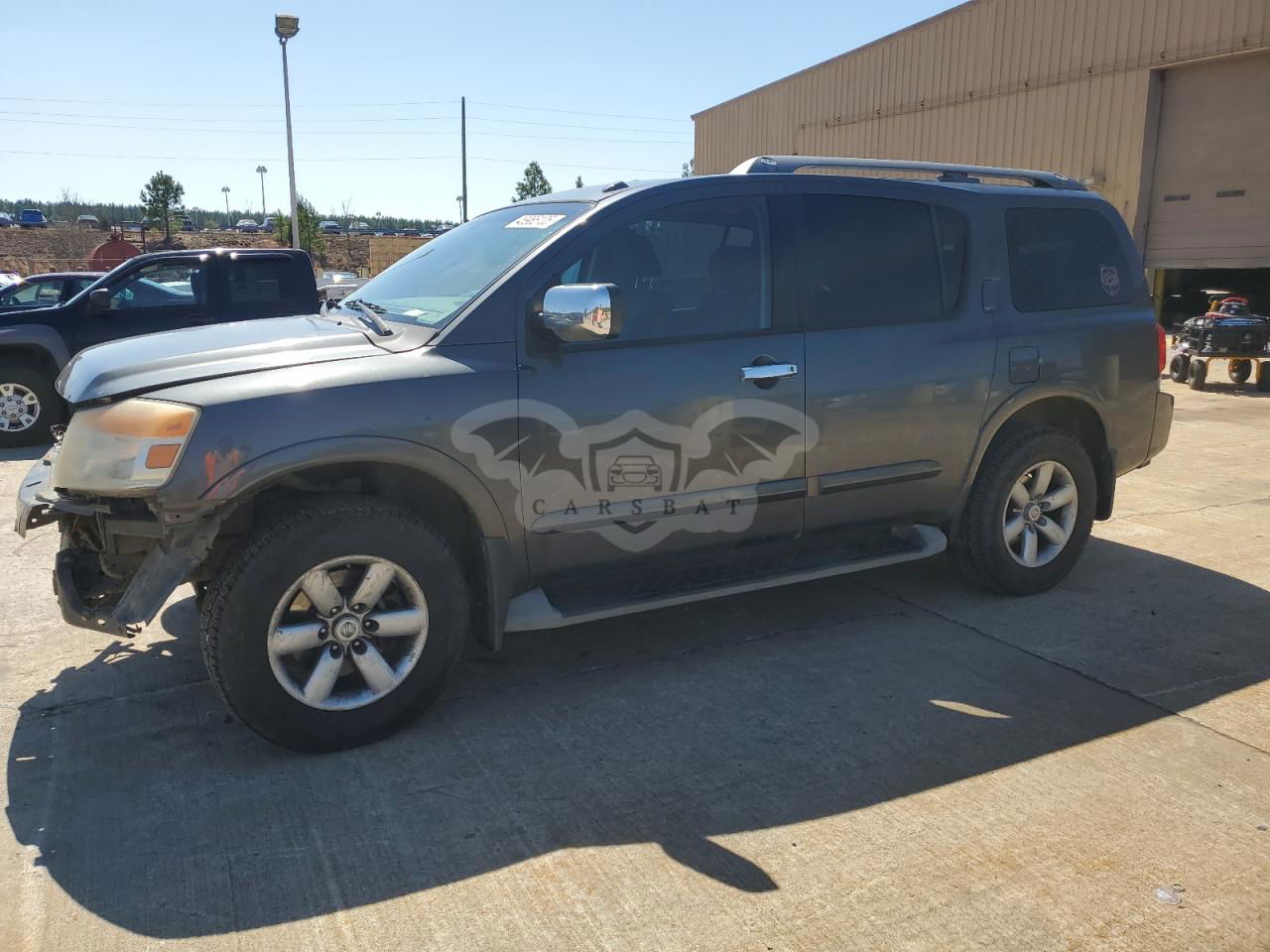 Nissan Armada SE 5.6L  8 2010