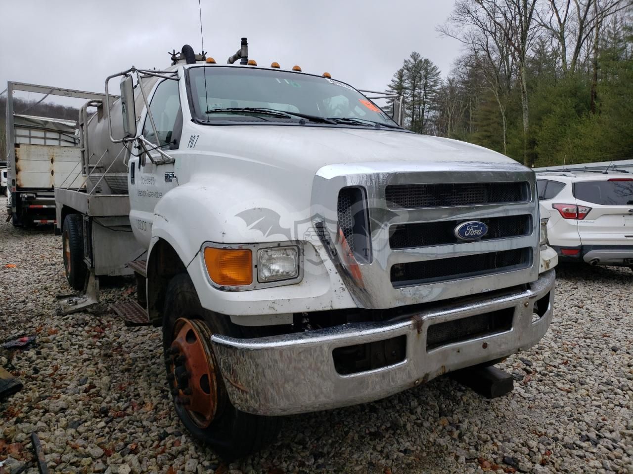 Ford F750 SUPER DUTY 6.7L 6 2011
