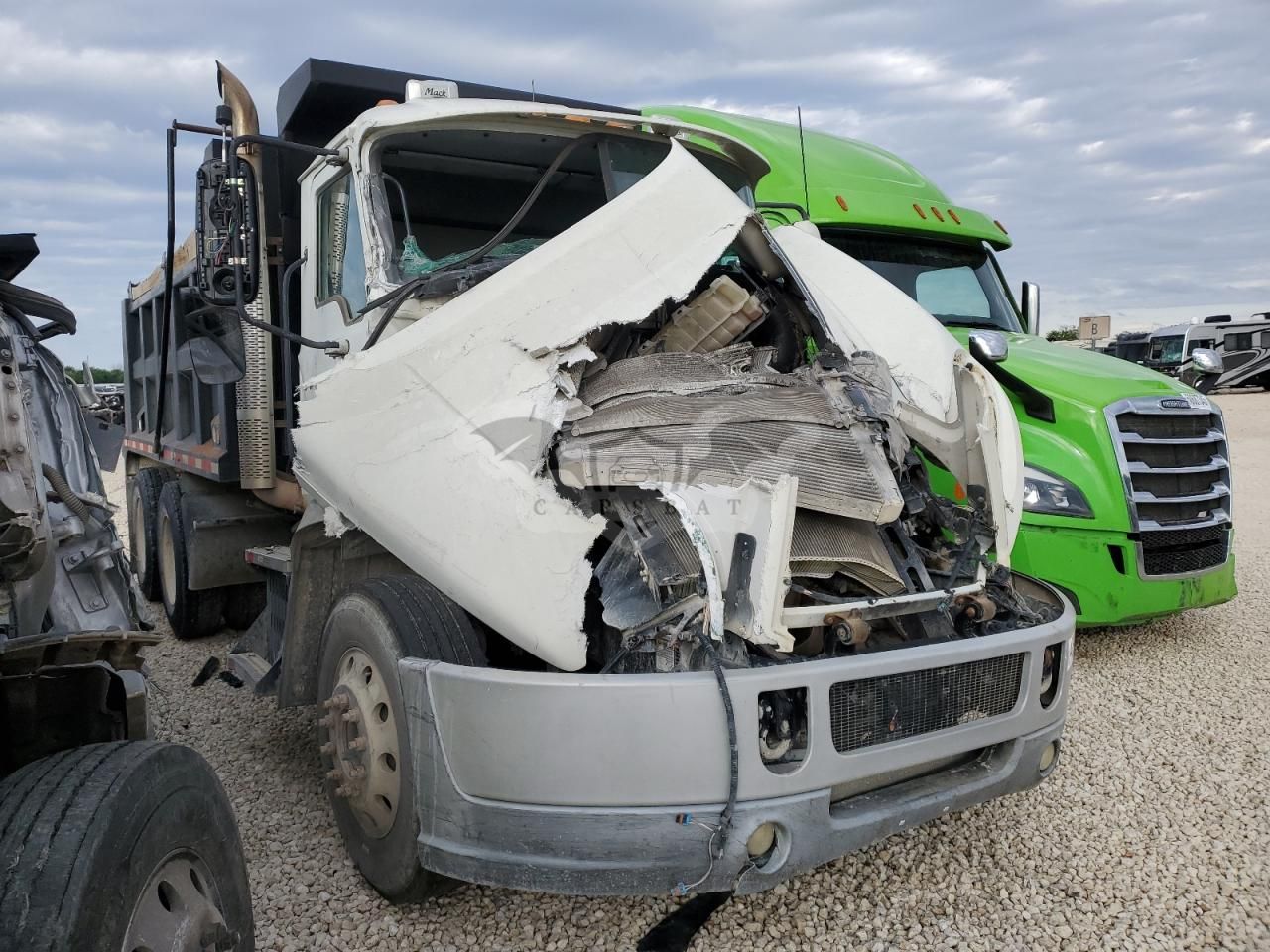 Mack CXU Series CXU600 10.8L 6 2010