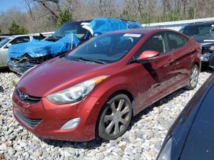 Hyundai Elantra GLS 1.8L 4 2013