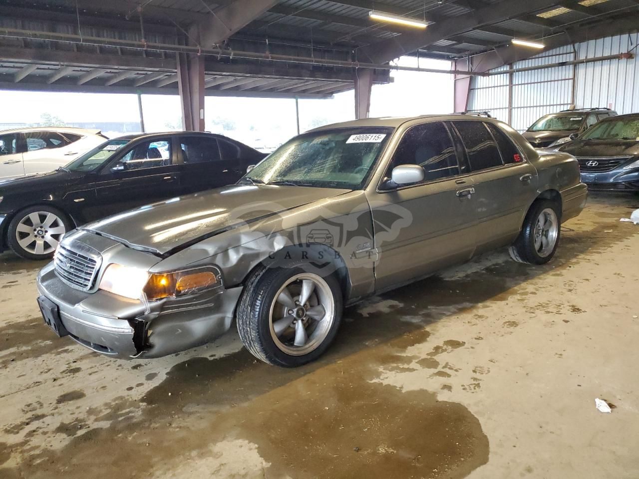 Ford Crown LX 4.6L 8 2003