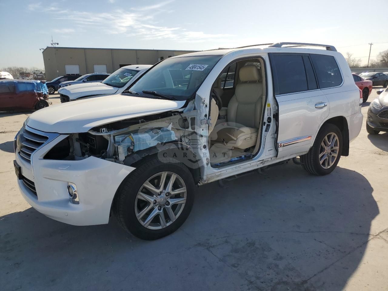 Lexus LX 570 5.7L 8 2013