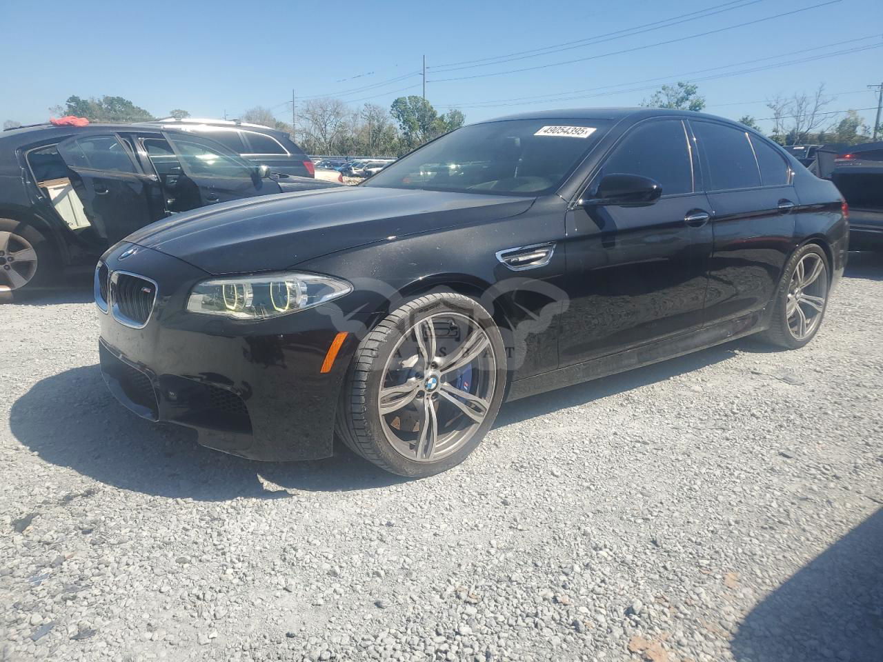BMW M5 4.4L  8 2014