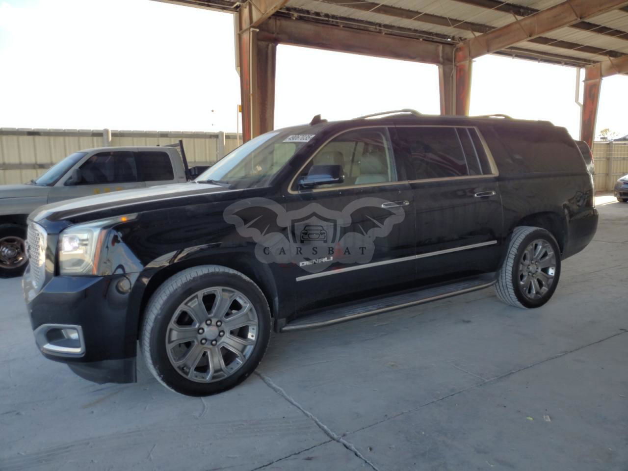 GMC Yukon DENALI 6.2L  8 2016