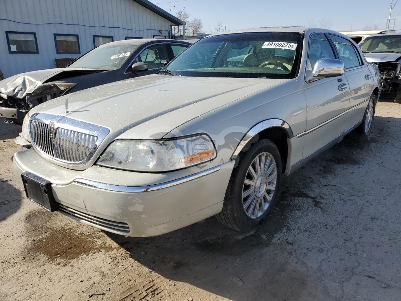 Lincoln Town Car ULTIMATE 4.6L 8 2004