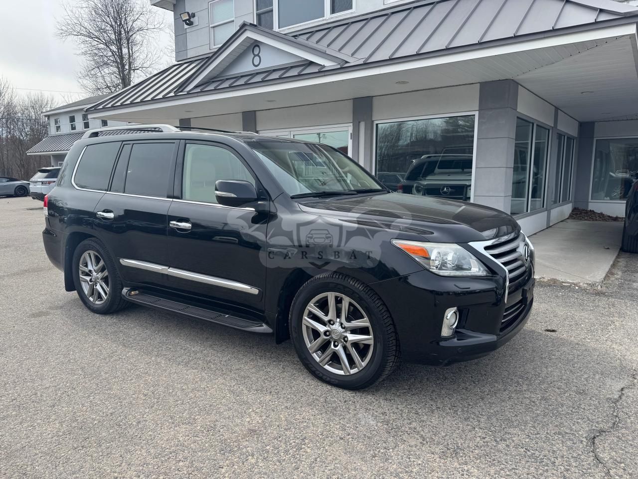 Lexus LX 570 5.7L 8 2013
