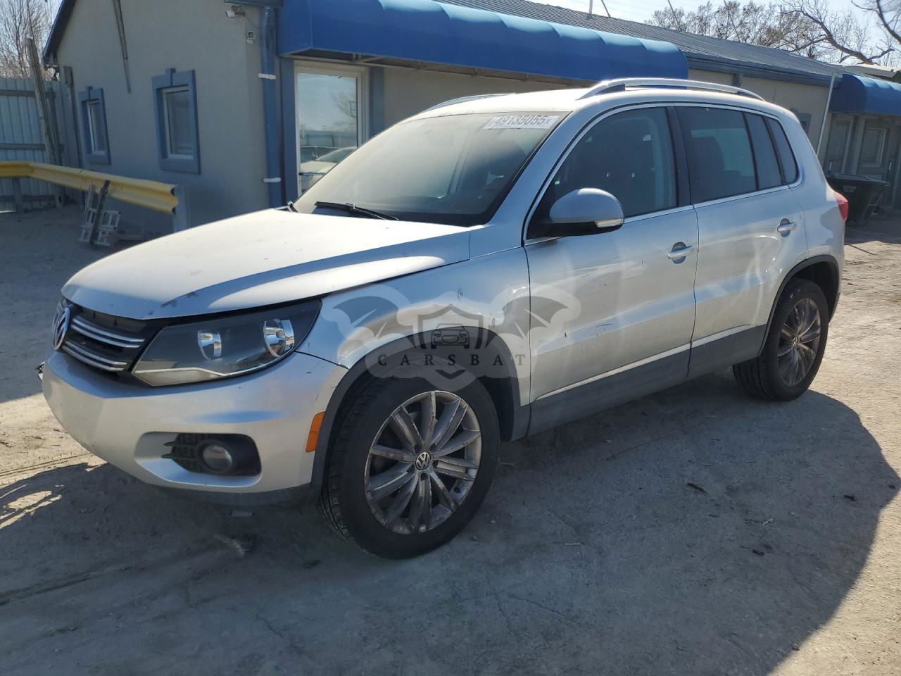 Volkswagen Tiguan S 2.0L  4 2013