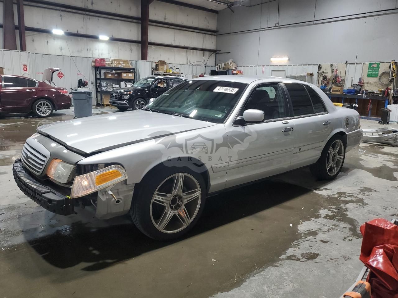 Ford Crown 4.6L 8 2003