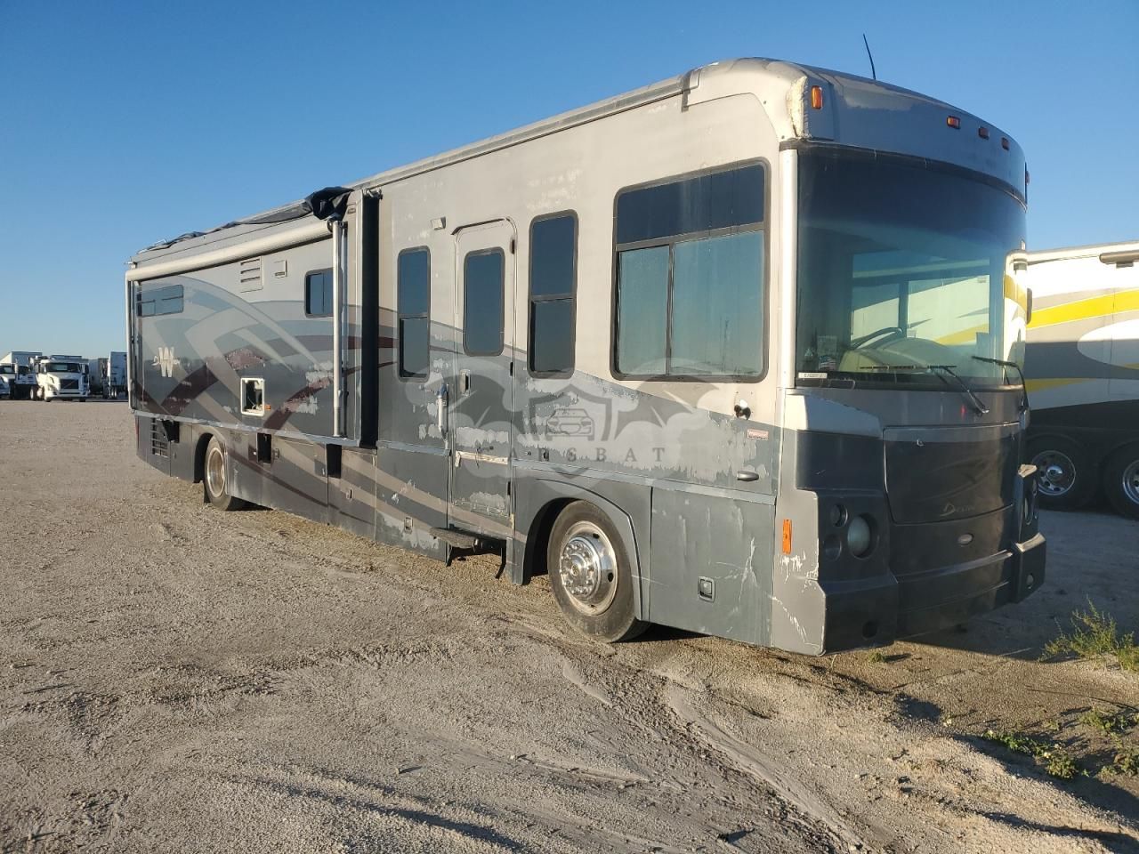 Freightliner X-line X LINE MOTOR HOME 6.7L 6 2007