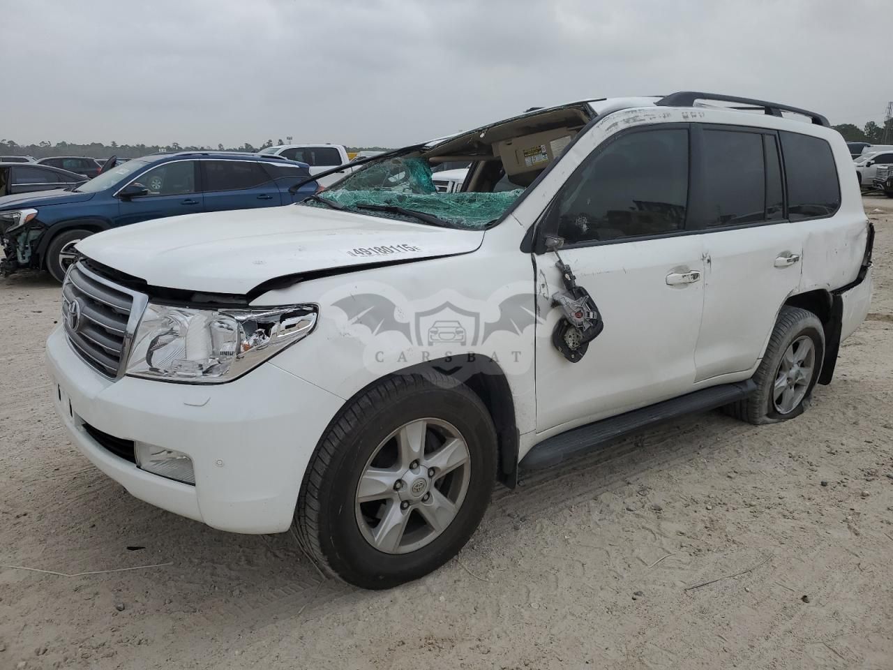 Toyota Land Cruiser 5.7L 8 2011