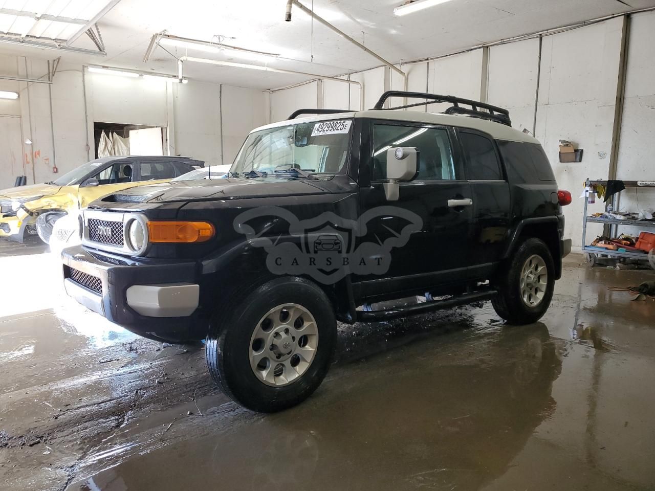 Toyota FJ Cruiser 4.0L 6 2011