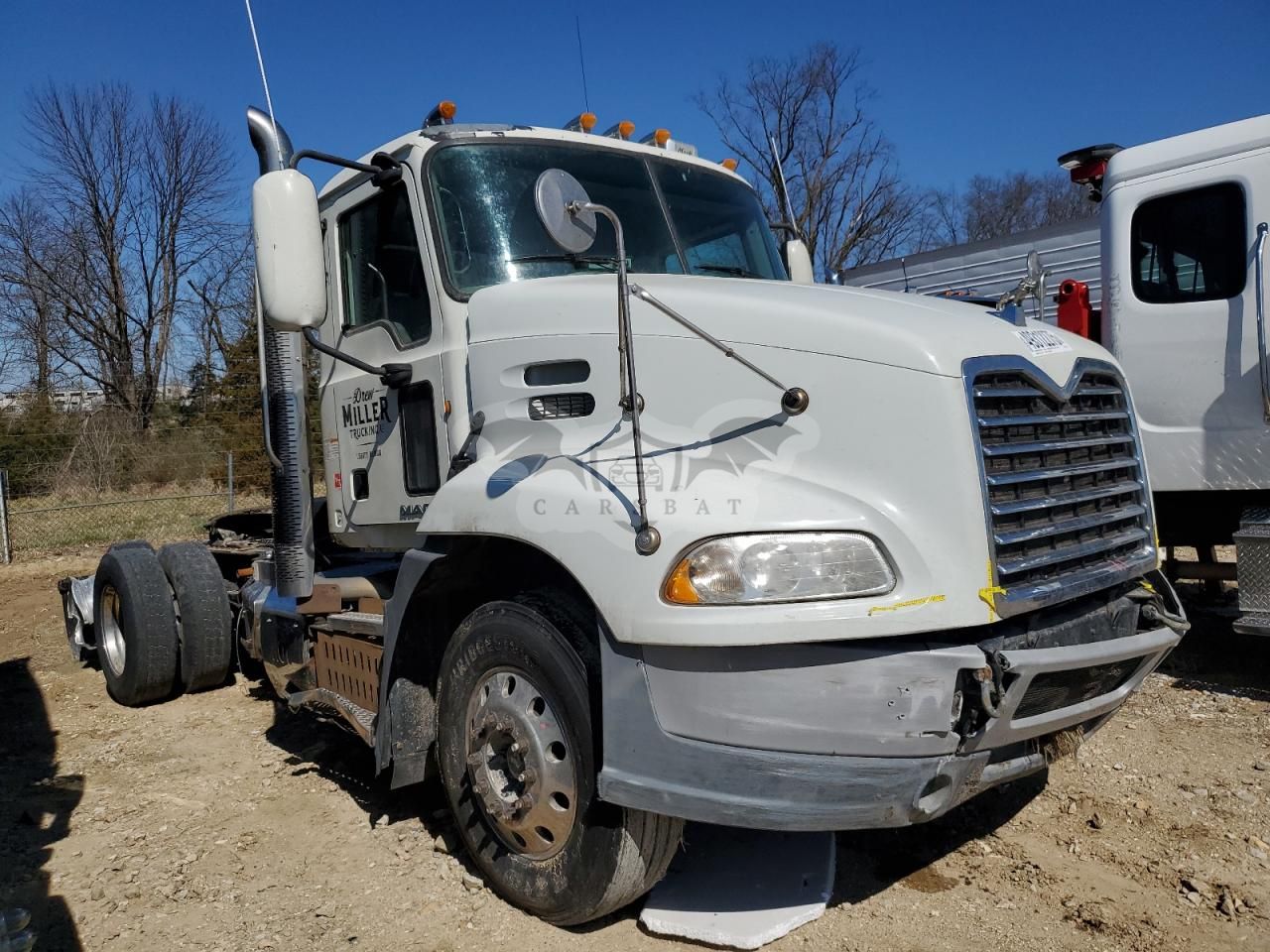 Mack 600 CXU600 10.8L 6 2013