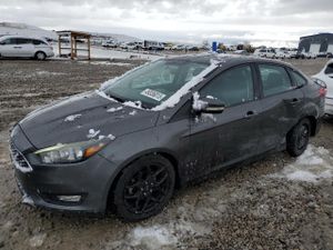Ford Focus SE 2.0L 4 2016