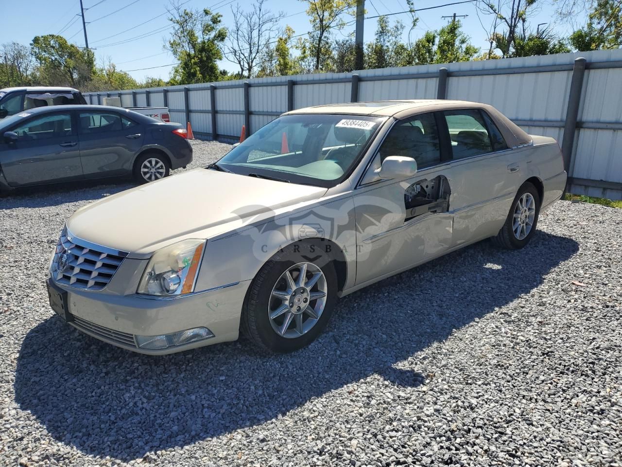 Cadillac DTS LUXURY COLLECTION 4.6L 8 2011