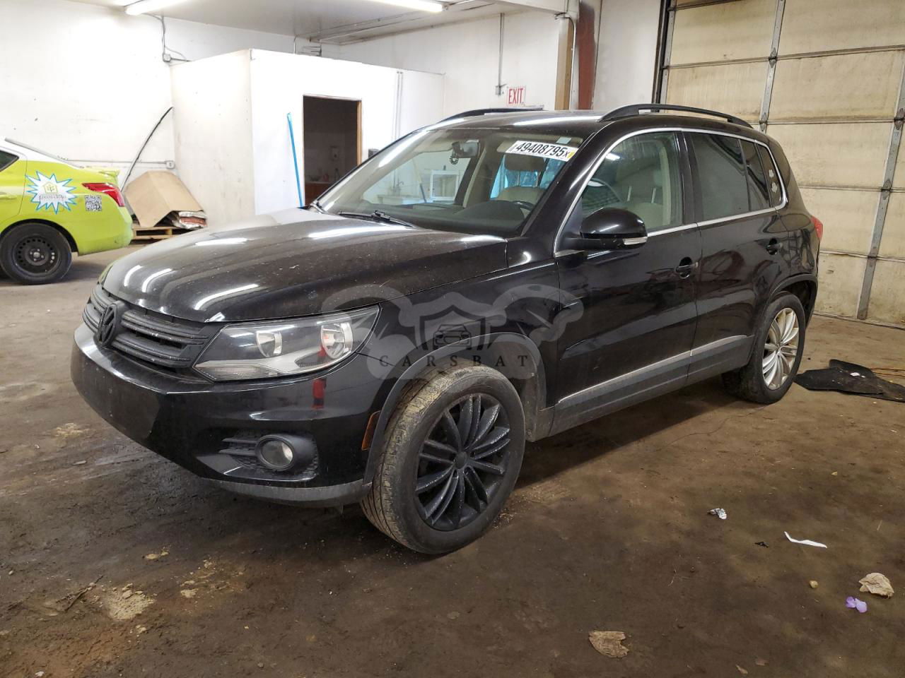 Volkswagen Tiguan S 2.0L  4 2012