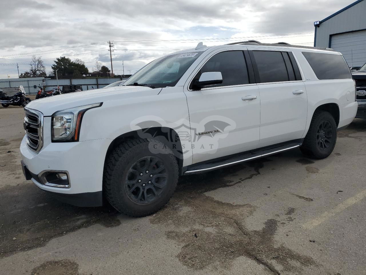 GMC Yukon K1500 SLT 5.3L  8 2020