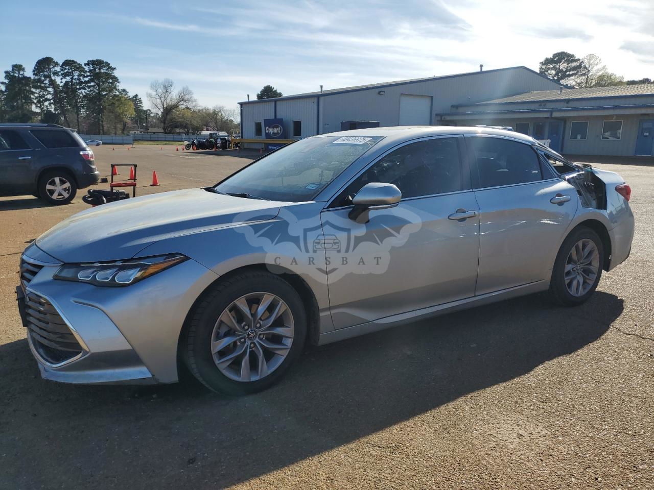 Toyota Avalon XLE 3.5L  6 2019