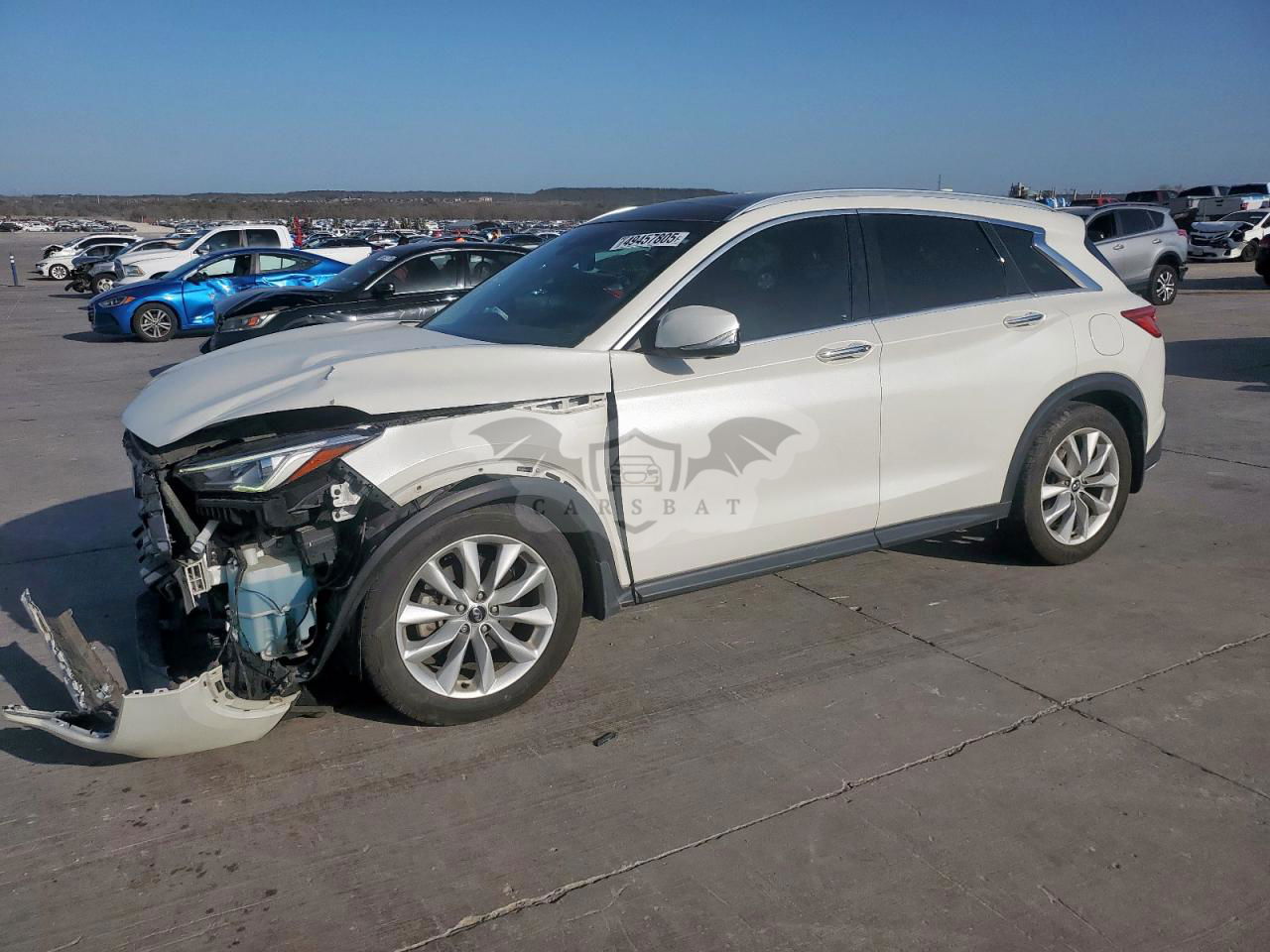 Infiniti QX50 ESSENTIAL 2.0L  4 2019