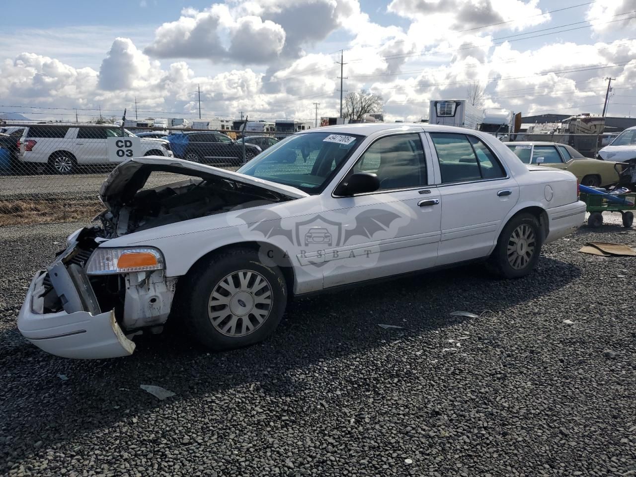 Ford Crown LX 4.6L 8 2005