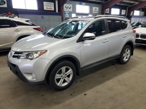 Toyota Rav4 XLE 2.5L 4 2013