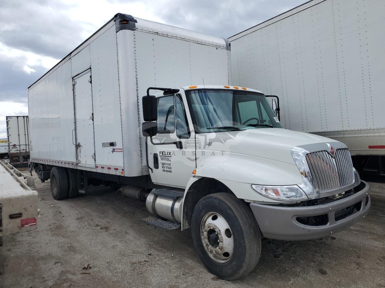 International DuraStar / 4000 4300 6.7L 6 2017