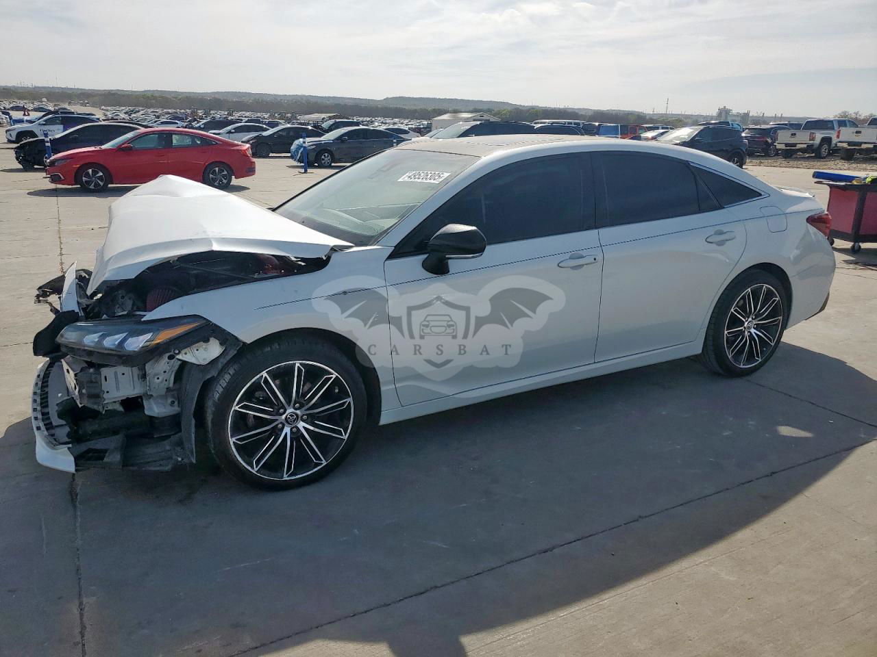 Toyota Avalon XLE 3.5L  6 2019