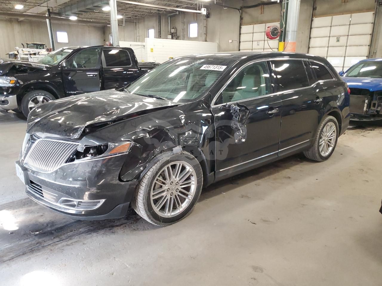 Lincoln MKT 3.5L 6 2014