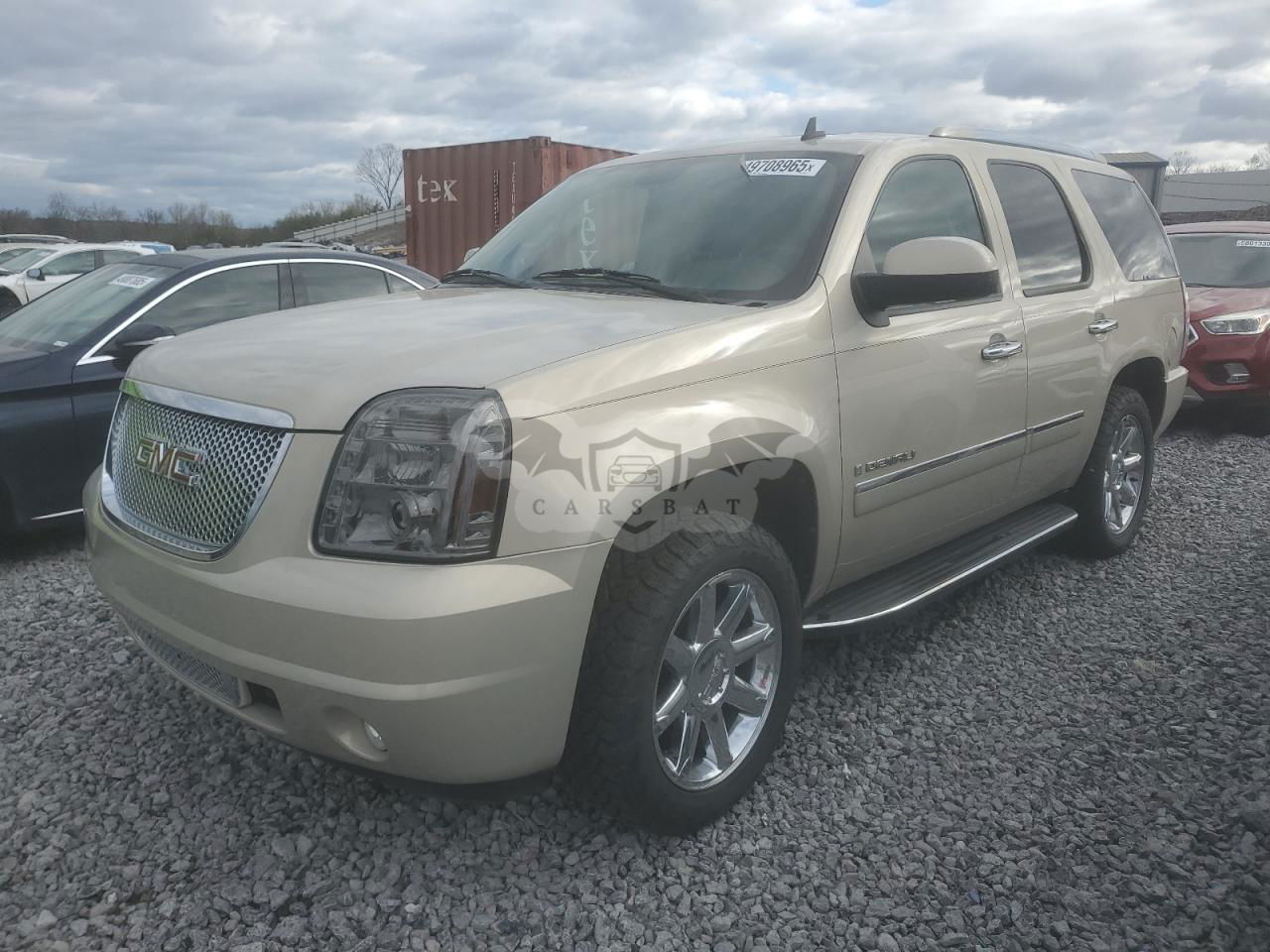 GMC Yukon DENALI 6.2L  8 2009