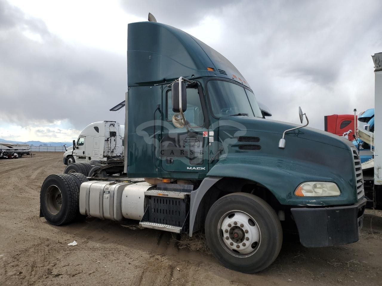 Mack 600 CXU600 10.8L 6 2015