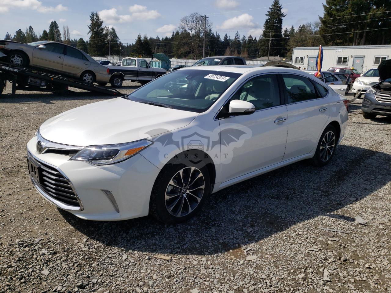 Toyota Avalon XLE 3.5L  6 2018