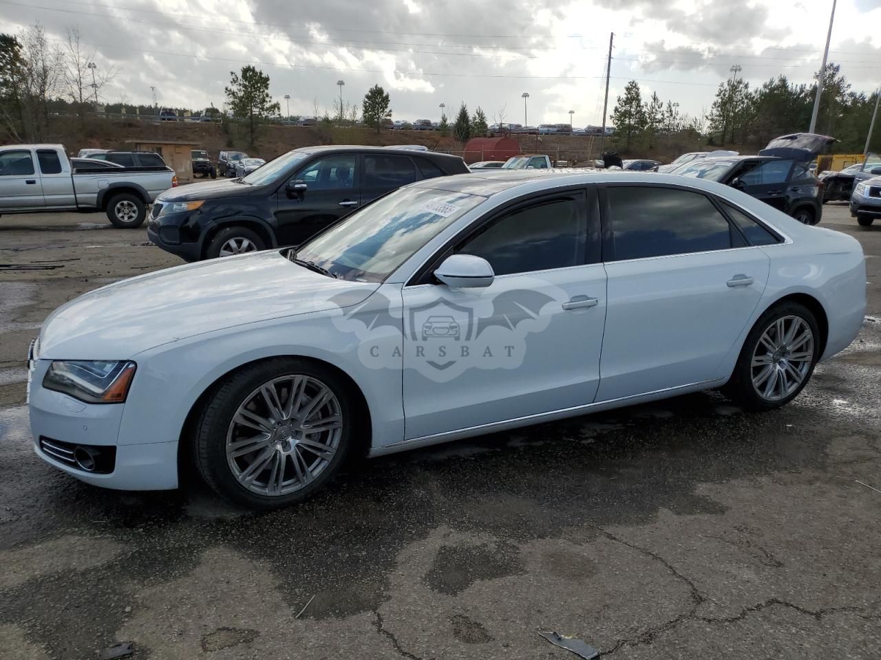 Audi A8 L QUATTRO 4.0L 8 2013