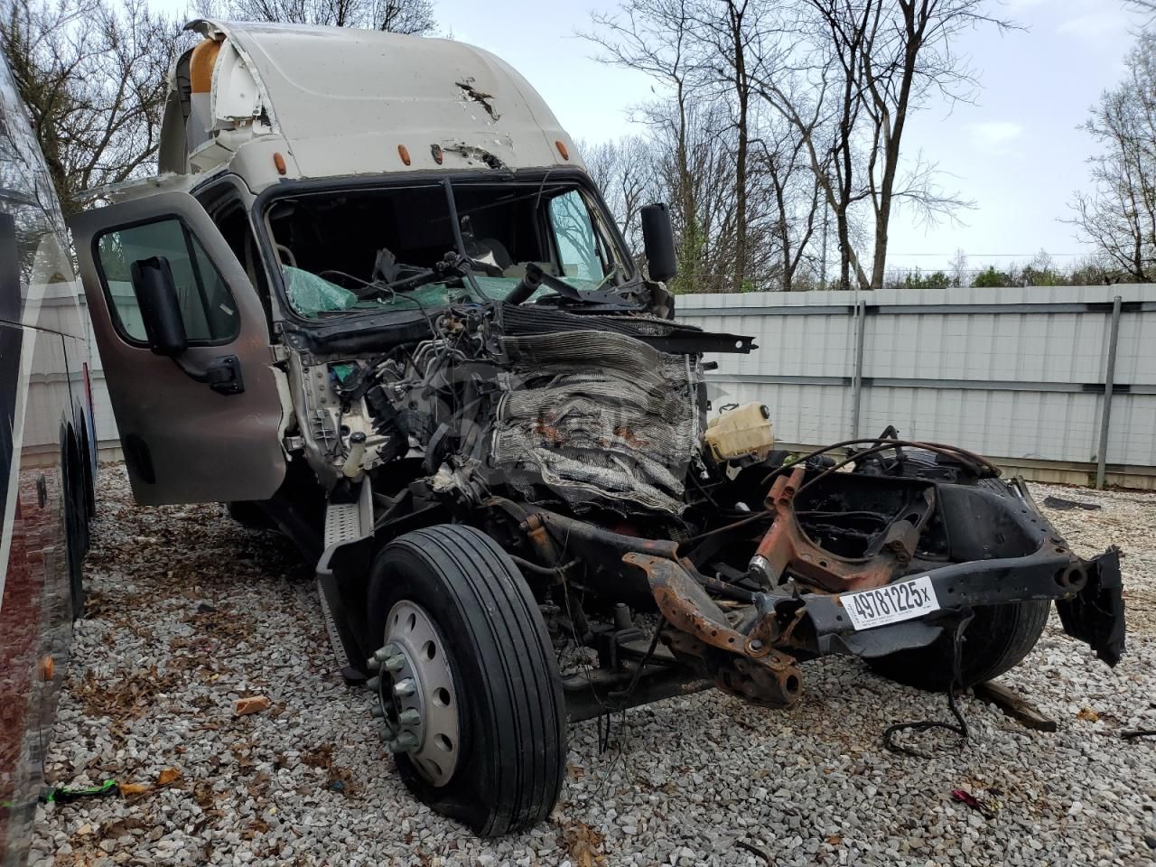 Freightliner Cascadia 14.9L 6 2015